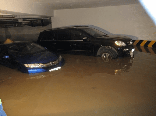 Bảo hiểm Emily, Bảo hiểm ô tô, Bảo hiểm thân vỏ ô tô, Emily xevaban, Bảo hiểm bắt buộc, Mua bảo hiểm ô tô, tư vấn bảo hiểm miễn phí, Xe ngập có nên khởi động không, Bảo hiểm mùa mưa bão