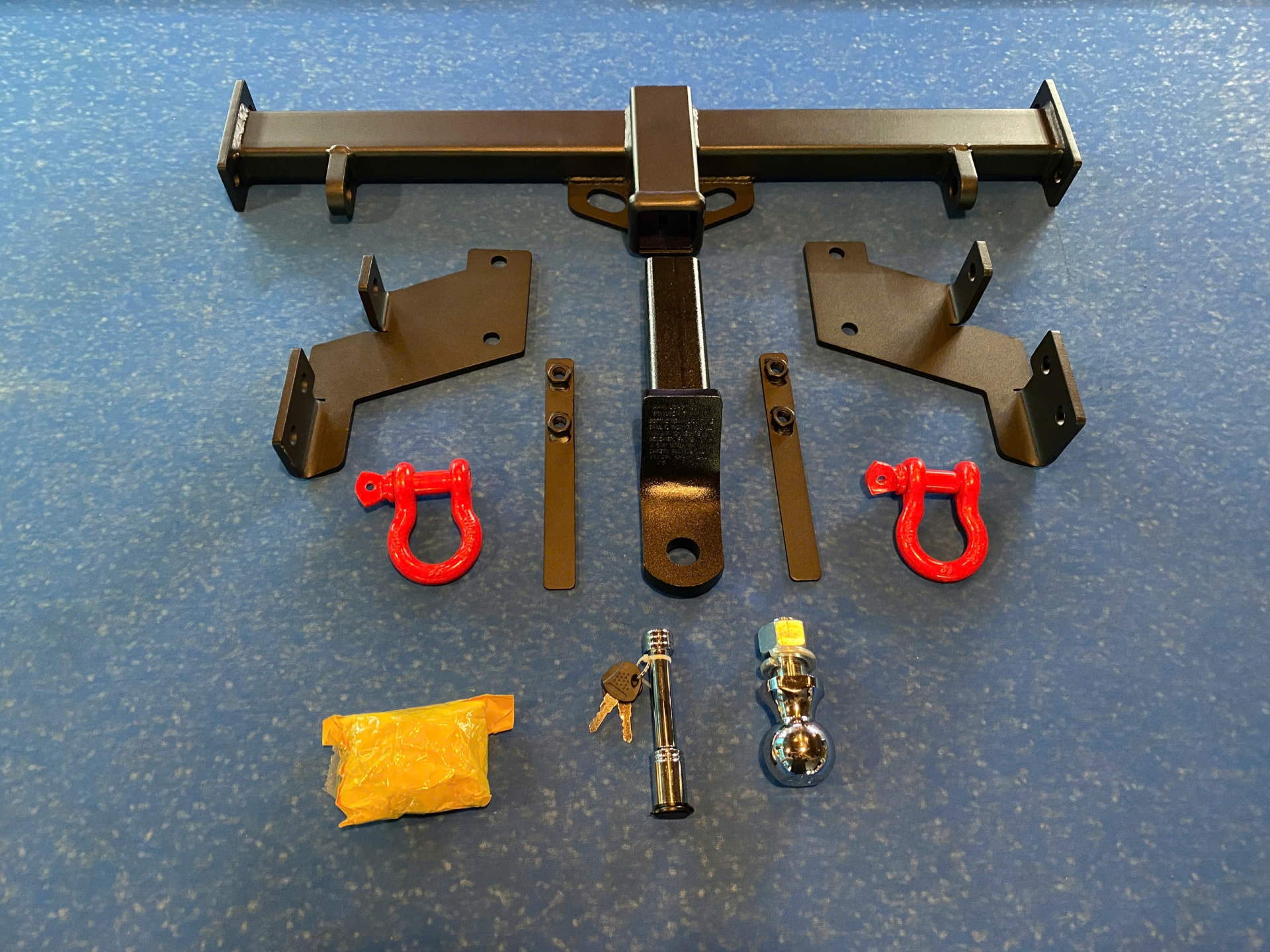 Xevaban.com ở 214 Giải Phóng là đơn vị chuyên cung cấp phụ kiện oto, đồ chơi suzuki jimny, phụ kiện suzuki jimny, xevaban, 214 giải phóng, Thanh kéo sau cho Suzuki Jimny, Thanh kéo jimny, Móc kéo jimny