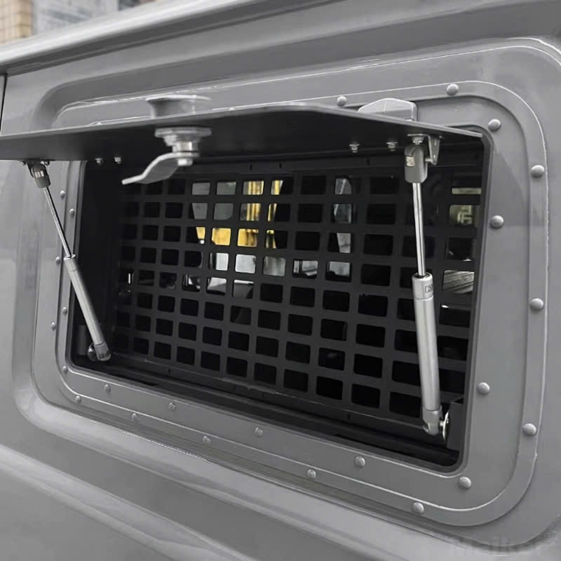 Xevaban.com ở 214 Giải Ph&oacute;ng l&agrave; đơn vị chuy&ecirc;n cung cấp phụ kiện oto, đồ chơi suzuki jimny, phụ kiện suzuki jimny, xevaban, 214 giải ph&oacute;ng, Cửa sổ b&ecirc;n h&ocirc;ng cho Suzuki Jimny - Đa năng