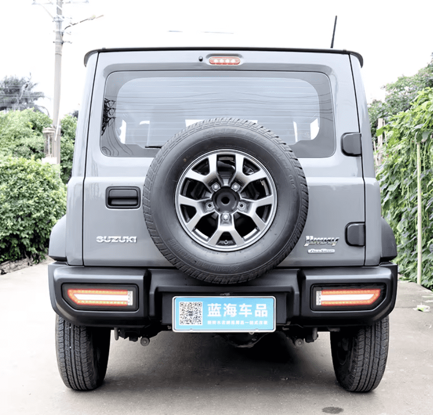 Xevaban.com ở 214 Giải Ph&oacute;ng l&agrave; đơn vị chuy&ecirc;n cung cấp phụ kiện oto,&nbsp;đồ chơi suzuki jimny,&nbsp;phụ kiện suzuki jimny, xevaban, 214 giải ph&oacute;ng, đ&egrave;n hậu led jimny, đ&egrave;n hậu độ jimny, đ&egrave;n hậu led cao cấp jimny, n&acirc;ng cấp đ&egrave;n hậu led jimny.