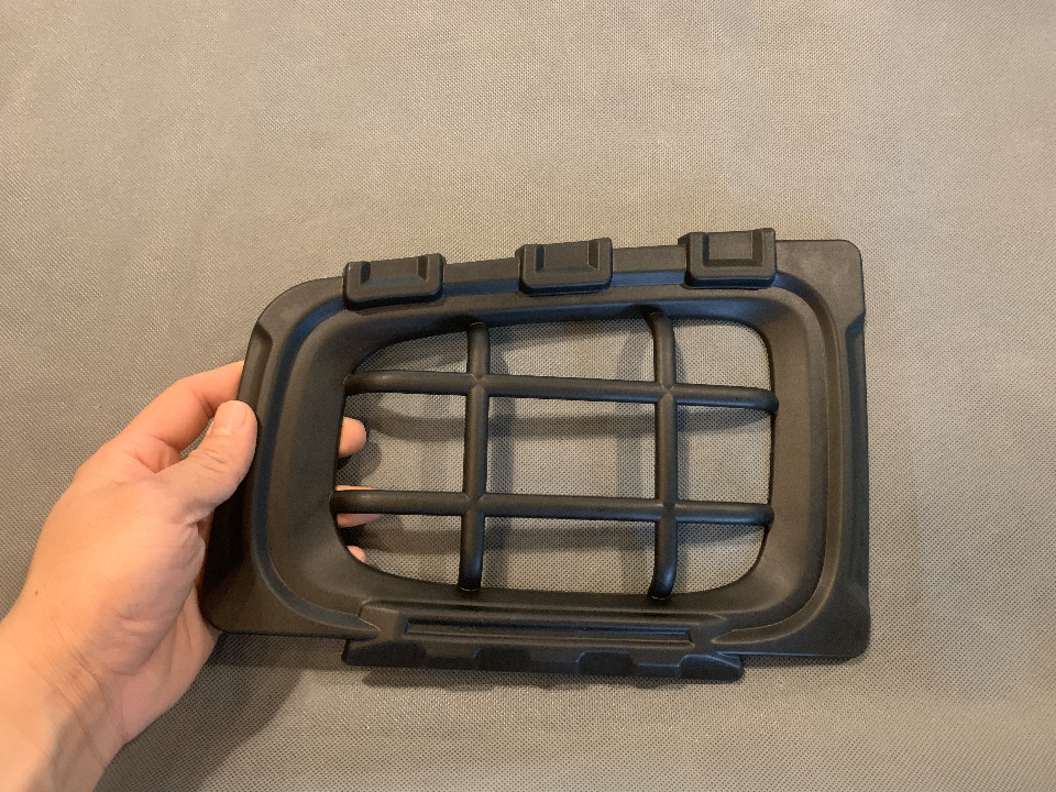 Xevaban.com ở 214 Giải Phóng là đơn vị chuyên cung cấp phụ kiện oto, đồ chơi suzuki jimny, phụ kiện suzuki jimny, xevaban, 214 giải phóng, ốp đèn cho suzuki jimny, ốp đèn pha suzuki jimny, ốp đèn hậu suzuki jimny, ốp đèn sương mù suzuki jimny 