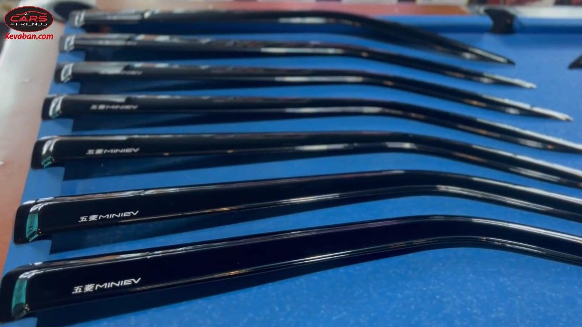 Xevaban.com ở 214 Giải Phóng là đơn vị chuyên cung cấp phụ kiện oto, đồ chơi oto, đồ chơi wuling, phụ kiện wuling, xevaban, 214 giải phóng, che mưa wuling, vè che mưa wuling, vè mưa cửa xe wuling.