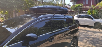 Cốp nóc phi thuyền BYD M6