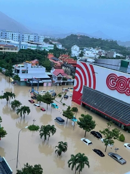 Xe để trong gara bị ngập nước, Bảo hiểm có đền hay không?