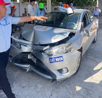 Xe tập lái có nên mua Bảo hiểm thân vỏ?