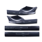 Ốp bậc chân Lynk & Co 03