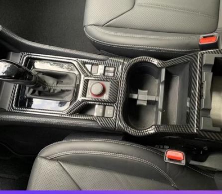 Bộ ốp nội thất nhiều món màu cacbon xe Subaru Forester 2019-202023