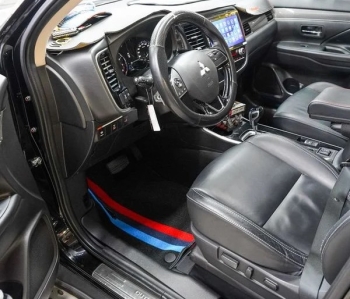 Thảm sàn Ncar cho MITSUBISHI OUTLANDER