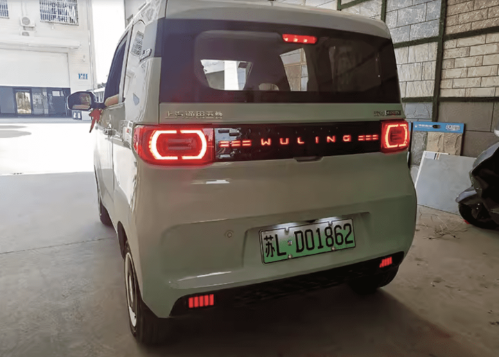 Đèn led cốp sau Wuling Mini EV