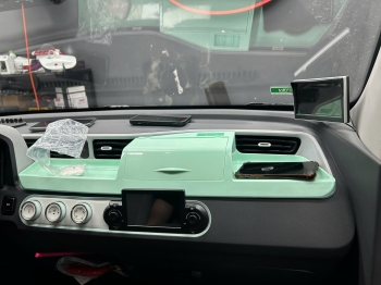 Khay để đồ taplo Mini EV