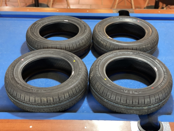 Lốp cho xe Wuling mini EV